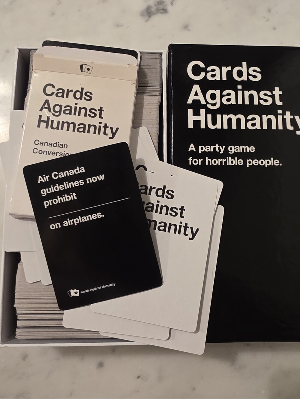 Party Game: Cards Against Humanity With Canadian Special Edition Pack